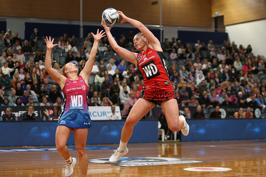 Tactix burst Steel bubble with strong final quarter