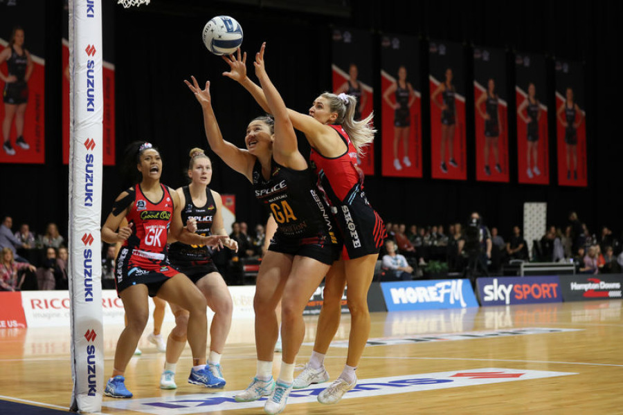 Strong finish nets crucial competition points for Tactix