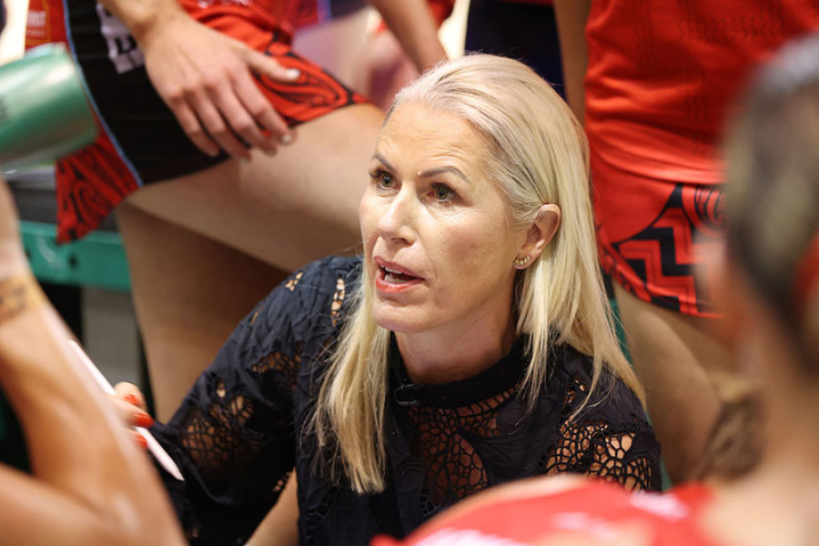 Delaney-Hoshek to step down as Tactix coach