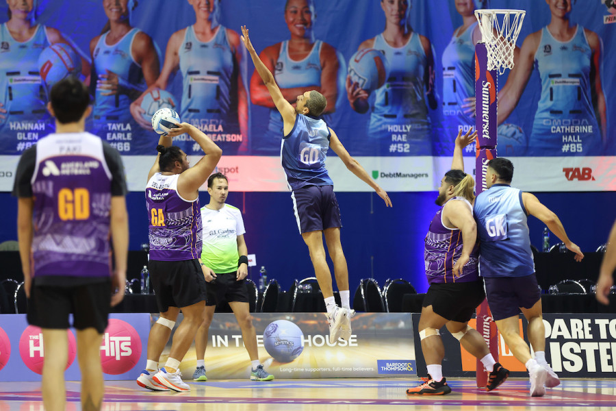 Mystics Men win series with powerful finish over Stars Men