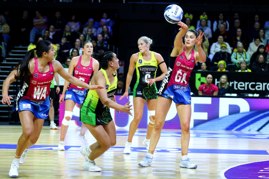 Steel come from behind for crucial Premiership points