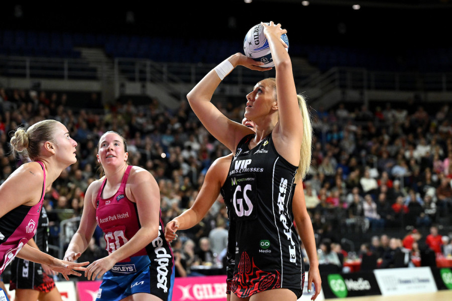 Tactix fend off gritty Steel to claim first-up win