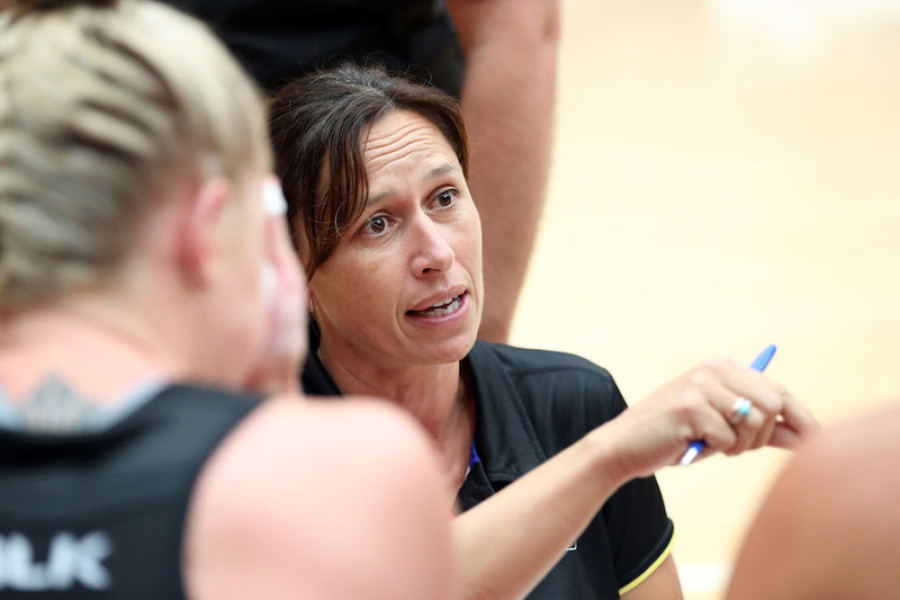 Amigene Metcalfe steps up as Magic head coach