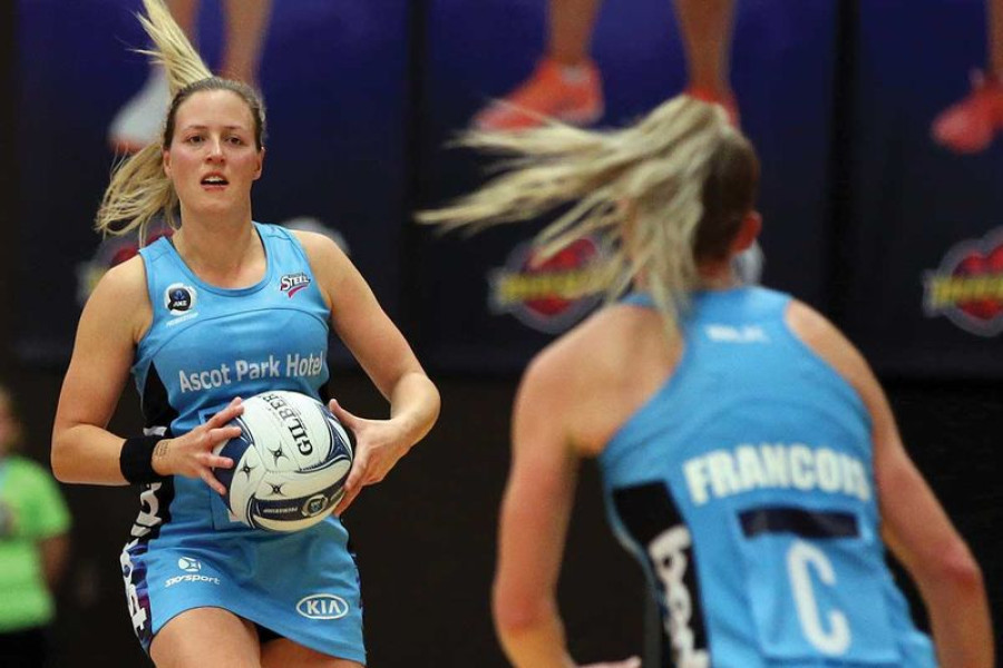 Steel retain midcourt trio for 2018