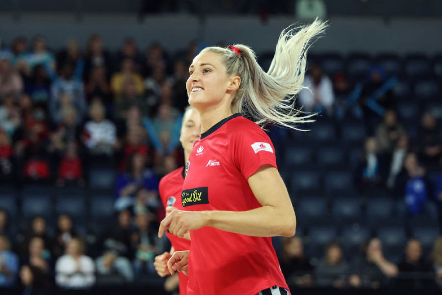 World class defender Jane Watson returns to Tactix