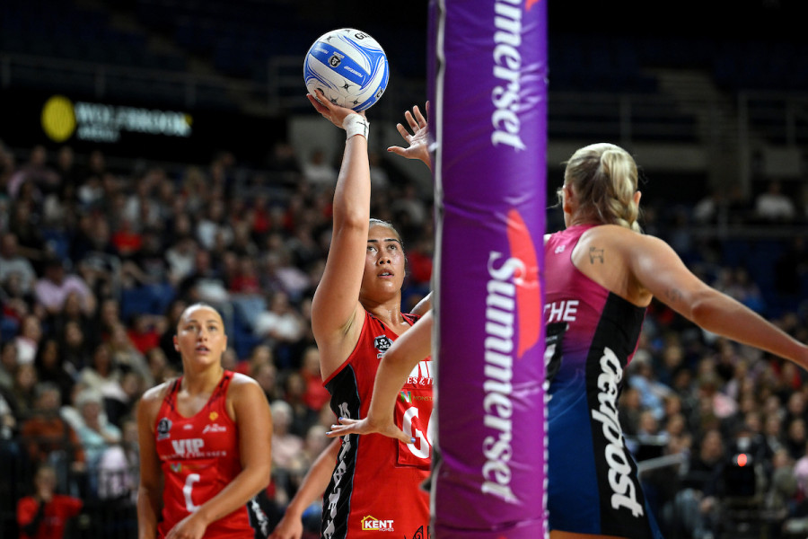 Tactix begin title defence with a commanding victory over Steel